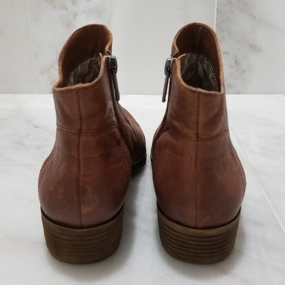 Lucky Brand The Brolley Bootie - Picture 6 of 8